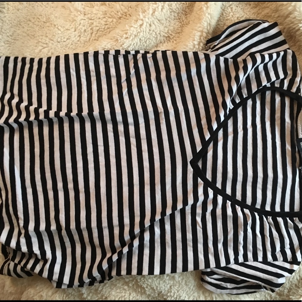 brandy melville tee